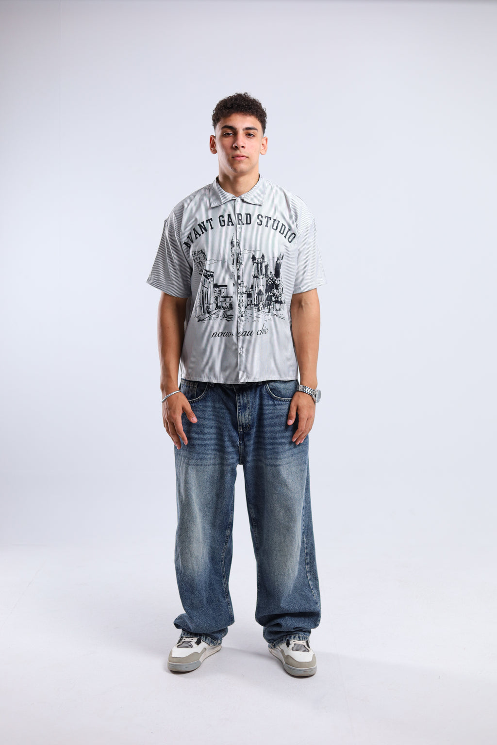Avant's  gard short sleeve