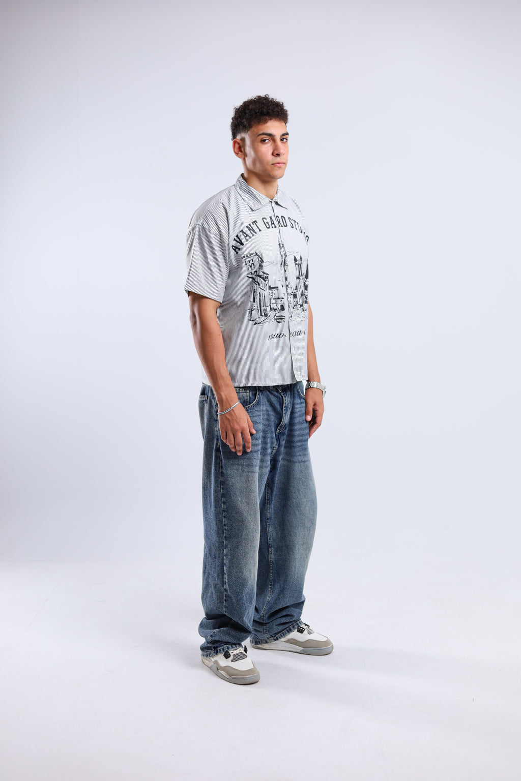 Avant's  gard short sleeve