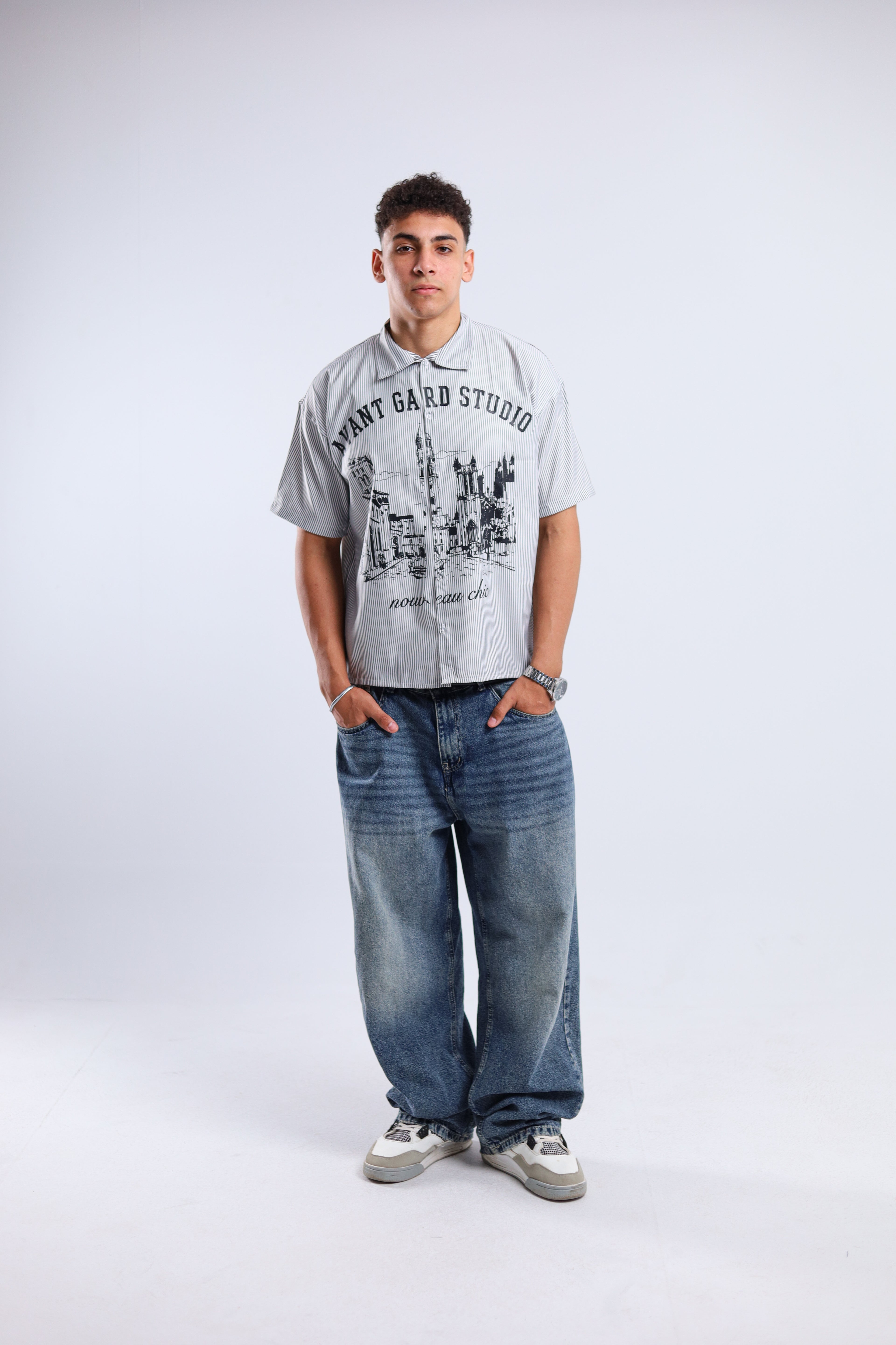 Avant's  gard short sleeve
