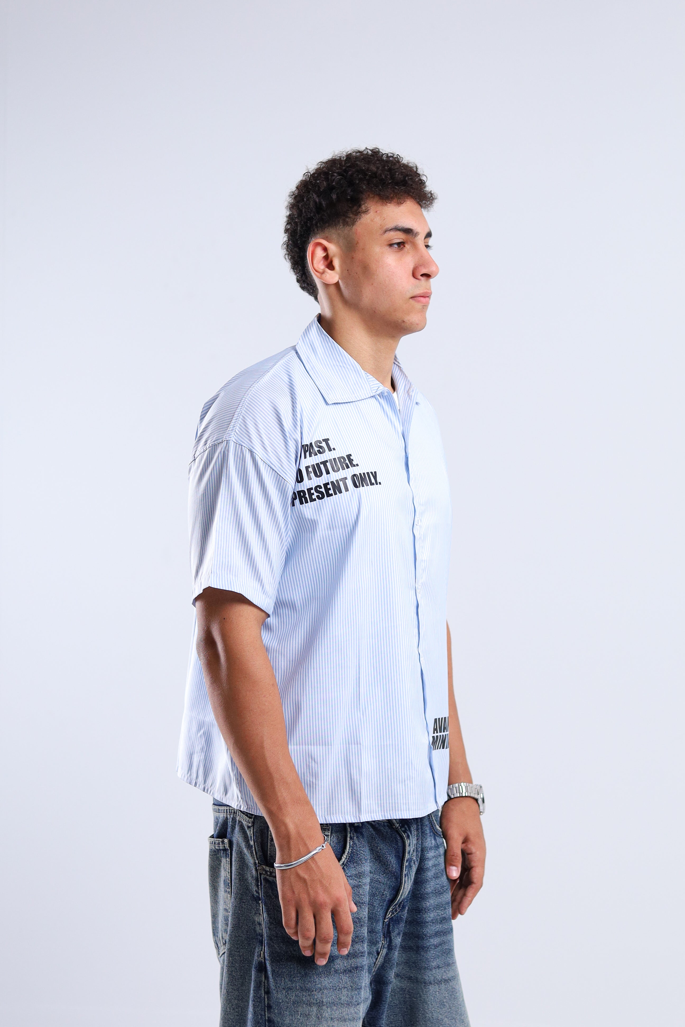 Avant studio short  sleeve